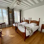 Manoir De L'oiseliere * La Remuee