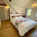 Manoir De L'oiseliere * La Remuée