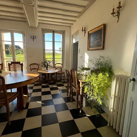 Manoir De L'oiseliere * La Remuee