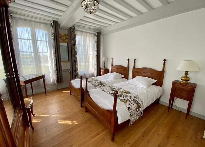 Manoir De L'oiseliere * La Remuée